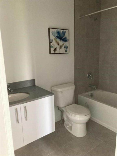 Entire Place·2B2B···414 Prospect Avenue #A5