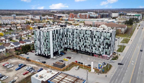 636 - 1900 Simcoe St N