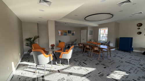 4211 Suites