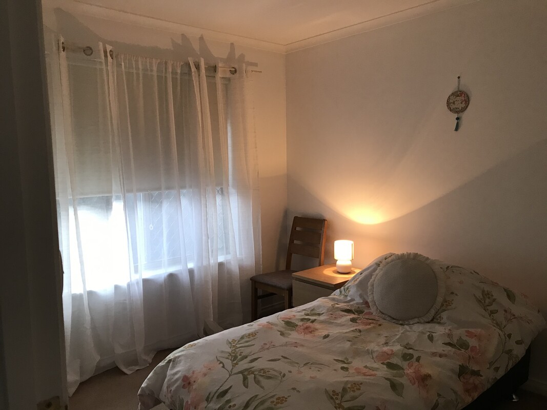 Single Room - Central and many ammenities - Gallery - 2