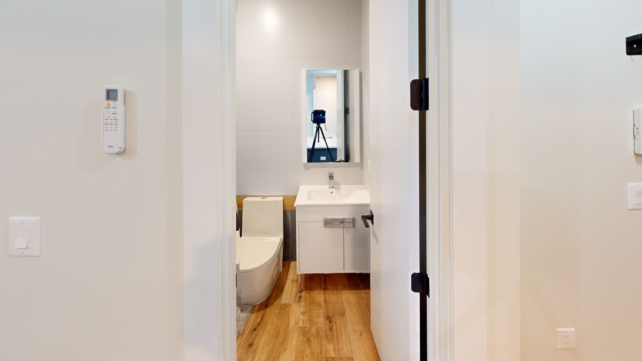 #1836: Crown Heights - Full Bedroom B - 5