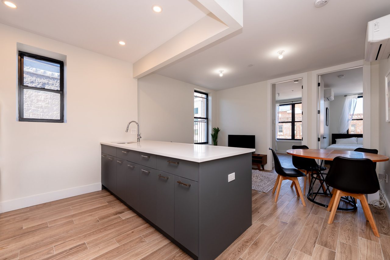 #1836: Crown Heights - Full Bedroom B - 9