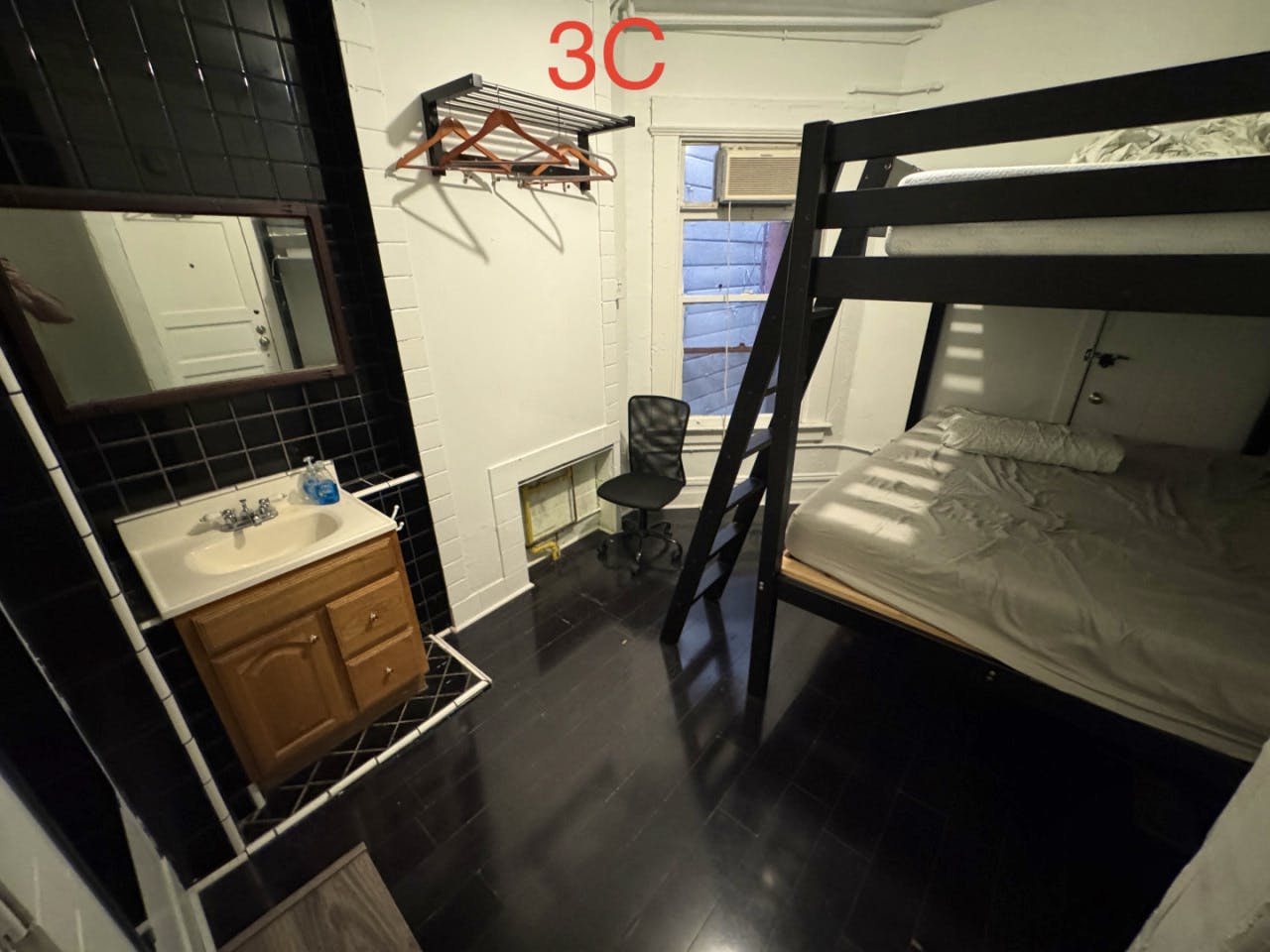  Shared Doubles  -  Vibrant Co-Living Community in the Heart of Dynamic SoMa, SF  - Gallery -  10