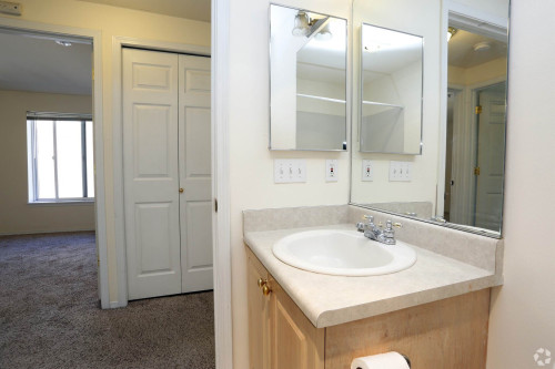 Yugo Seattle Rivendell