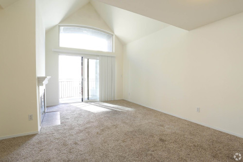 Yugo Seattle Rivendell