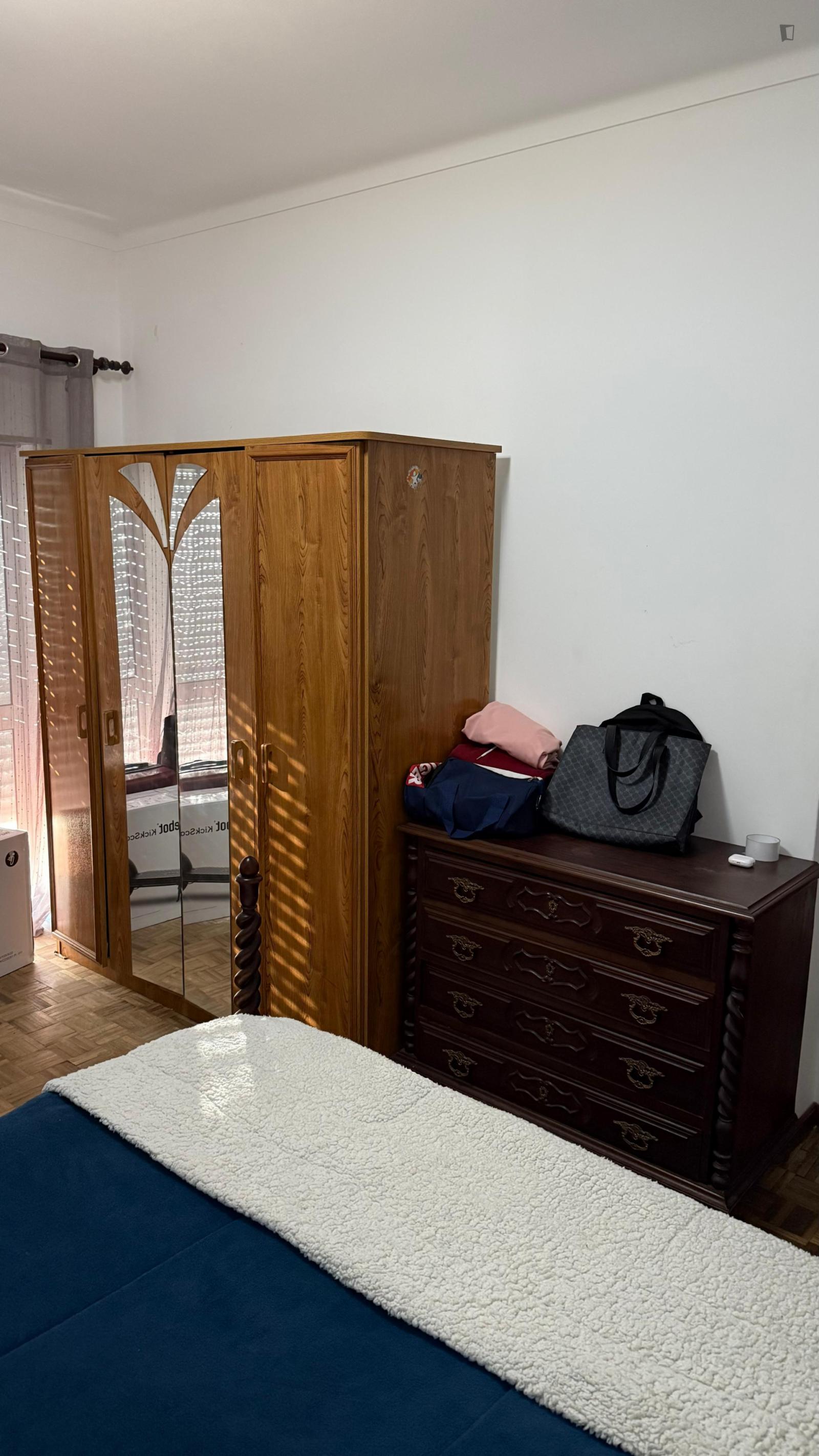  Great Bedroom Near Instituto Politécnico De Viseu  -  Great bedroom near Instituto Politécnico de Viseu  - Gallery -  1