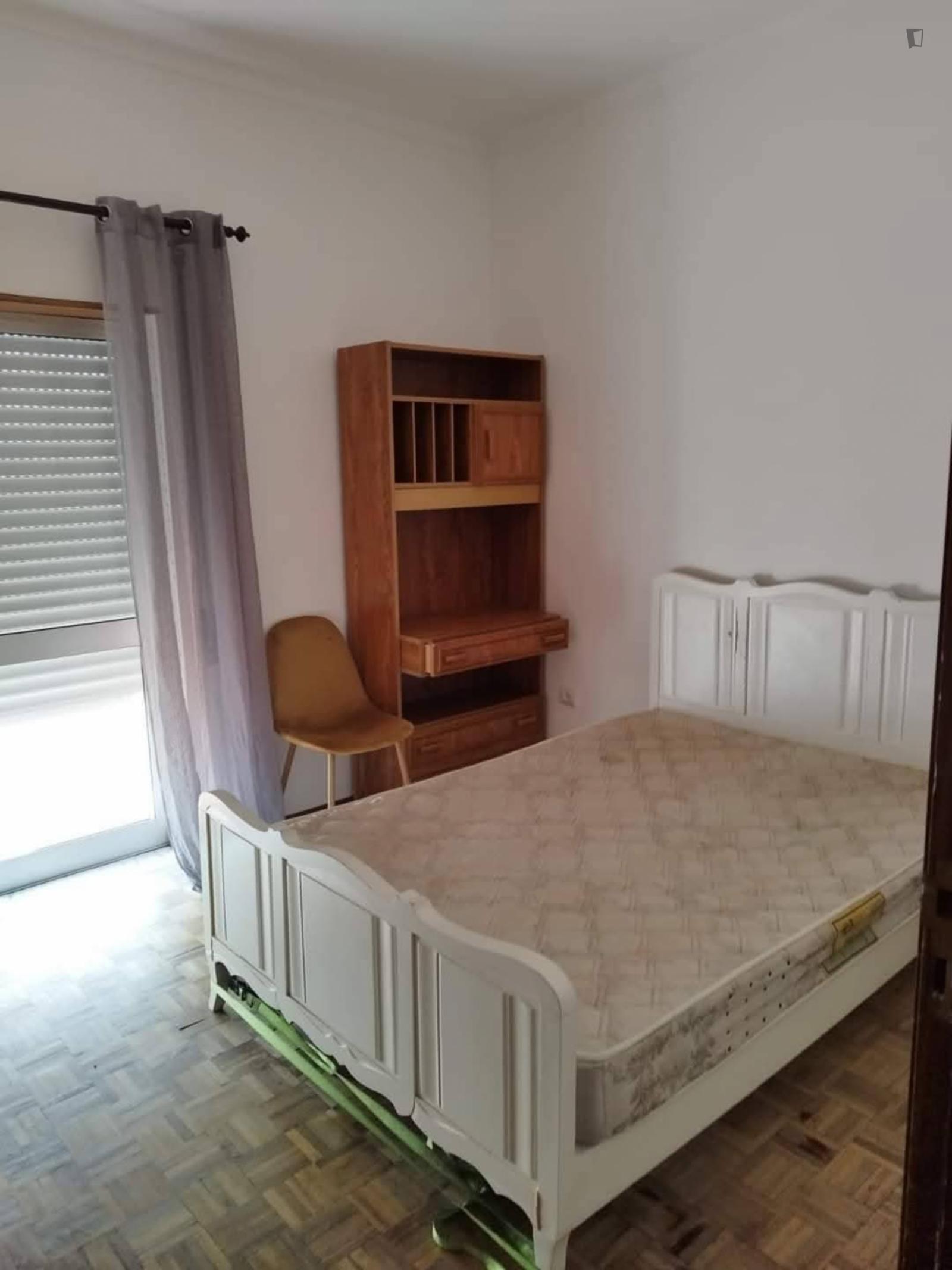  Nice Bedroom Next To Instituto Politécnico De Viseu  -  Nice bedroom next to Instituto Politécnico de Viseu  - Gallery -  1