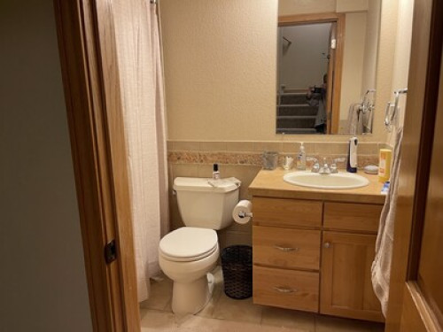 Large Room in Family Neighborhood