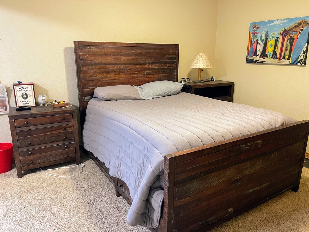  Large Basement Room With Private Bath(Full Room)  -  Large Room in Family Neighborhood  - Gallery -  1