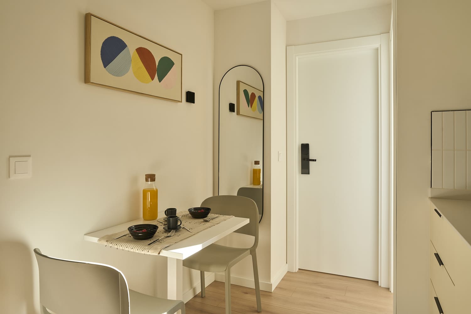  2-Bed Apartment - (1 Double + 1 Single Room)  -  The Carabanchel Episode  - Gallery -  7