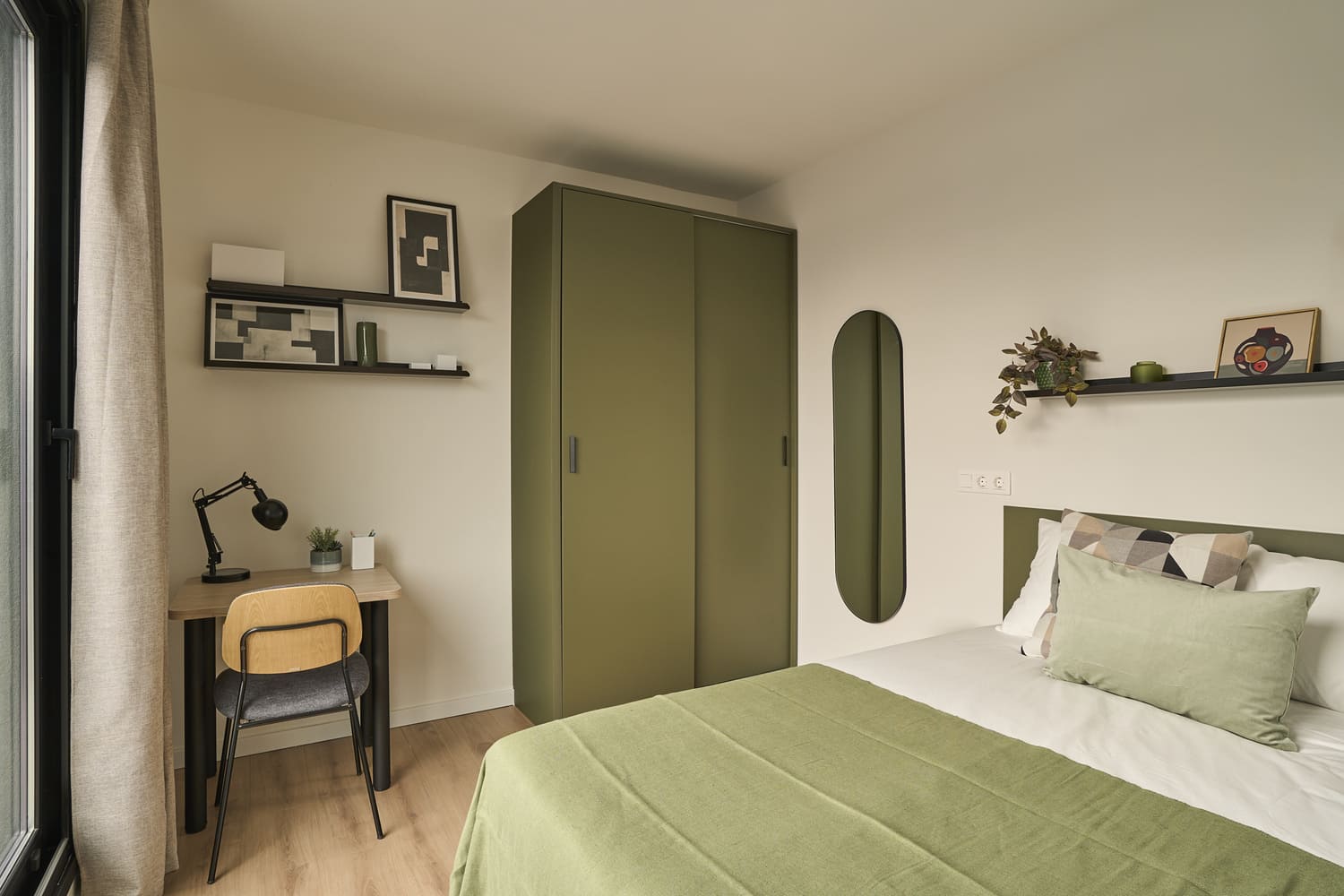  2-Bed Rooftop  -  The Carabanchel Episode  - Gallery -  2