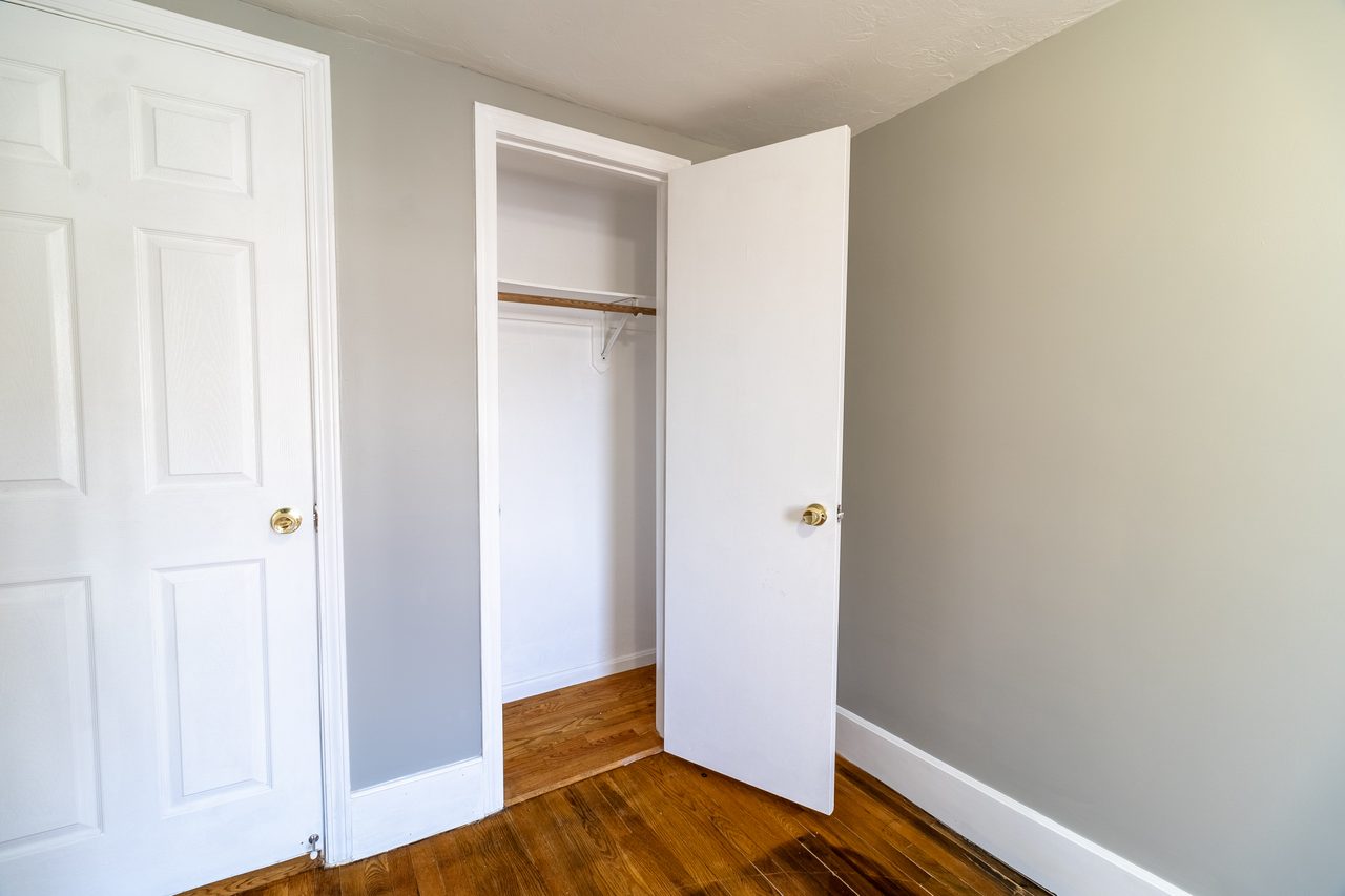  #925: Newton Corner - Queen Bedroom A  -  #925: Newton Corner  - Gallery -  5