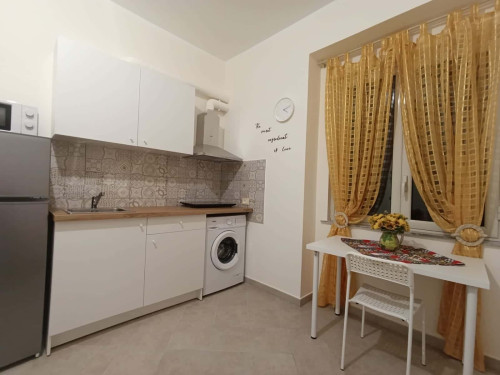 Monolocale vicino Palermo centrale