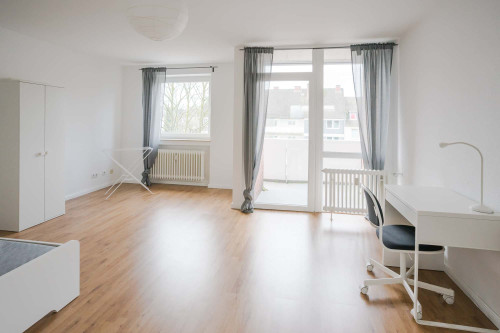 Kölner Landstraße - Room 4 with Balcony