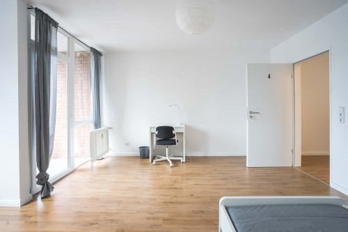 Kölner Landstraße - Room 4 with Balcony