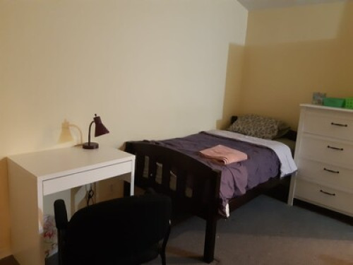 feel-at-home-toronto-139165388320250328045312AM