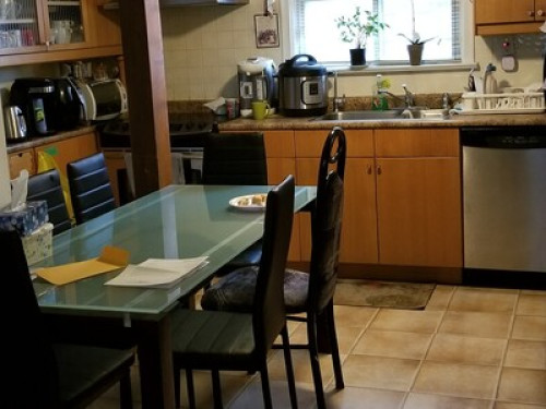 feel-at-home-toronto-84688928020250328045308AM