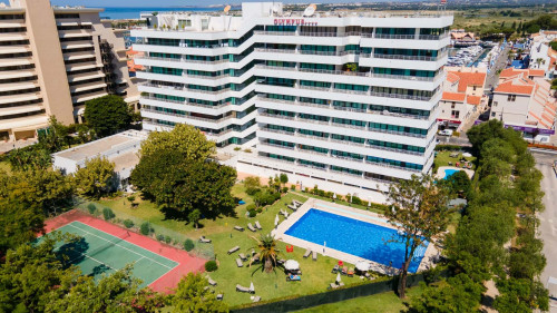 Divine Marina Apartment W/ Pool & Garden - Gallery - 34