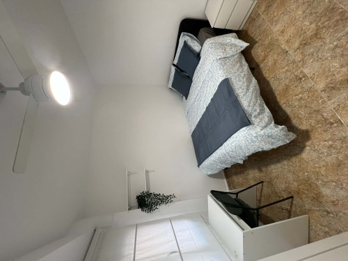 Habitación en Avinguda de Jijona, Alacant para 90 m²