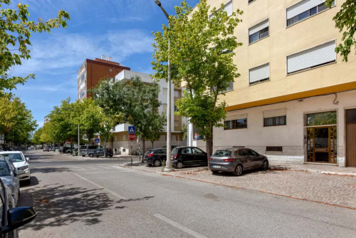 Elegant apt in Costa da Caparica