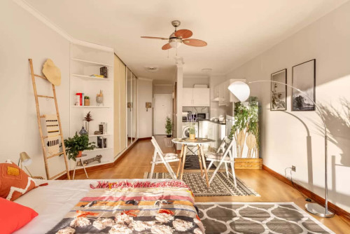 Stylish Spacious studio near the beach