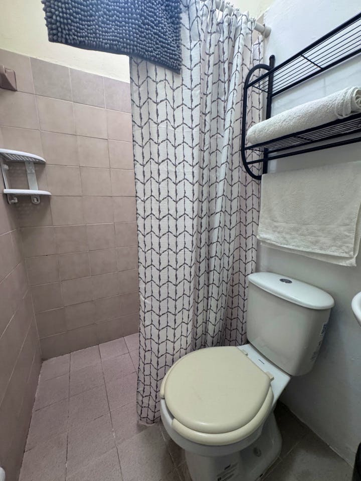  Large Private Room  -  Community-Oriented Coliving in Tranquil Barrio de la Noria, Oaxaca  - Gallery -  39