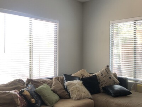 Cozy Local Room Extraordinaire  