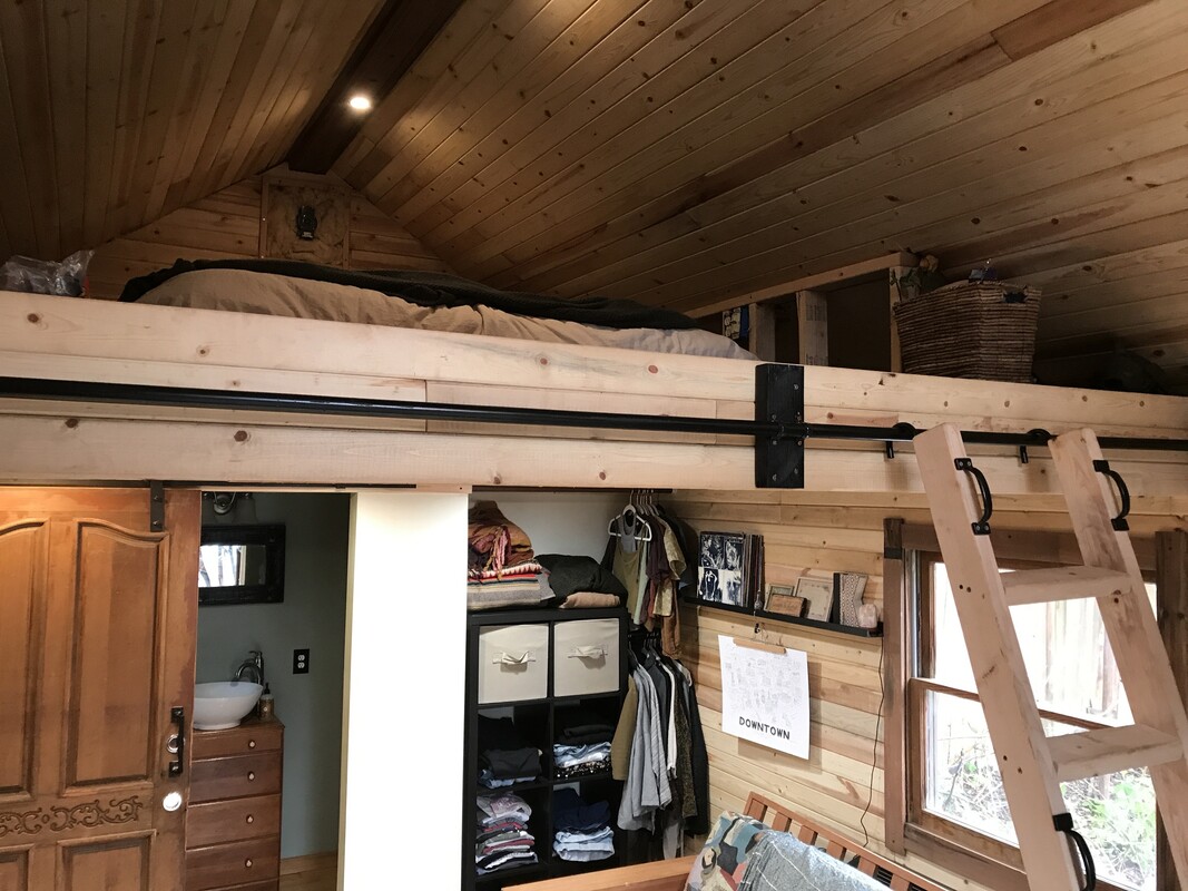 Garage - ADU(Single Bed) - 1
