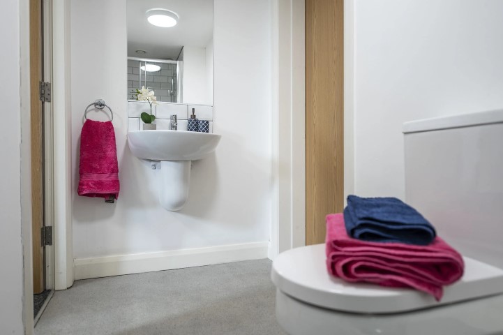  Mezzanine Apartment  -  St Cyprians  - Gallery -  7