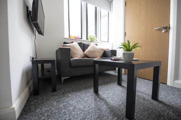  Large Deluxe Studio  -  St Cyprians  - Gallery -  7