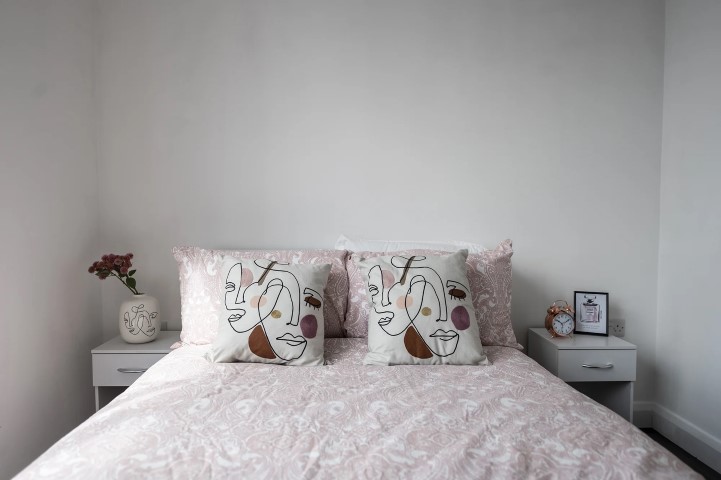  Penthouse Studio  -  St Cyprians  - Gallery -  6