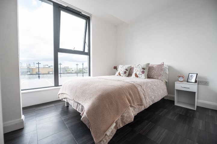  Penthouse Studio  -  St Cyprians  - Gallery -  7