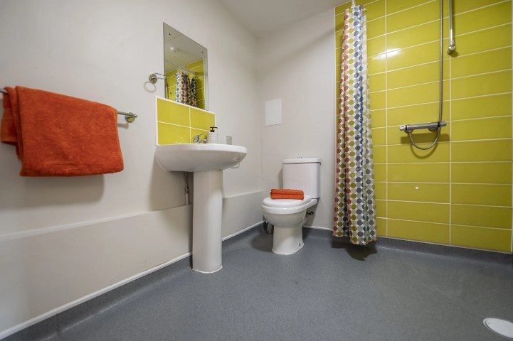  Superior Studio  -  Stanley Court  - Gallery -  7