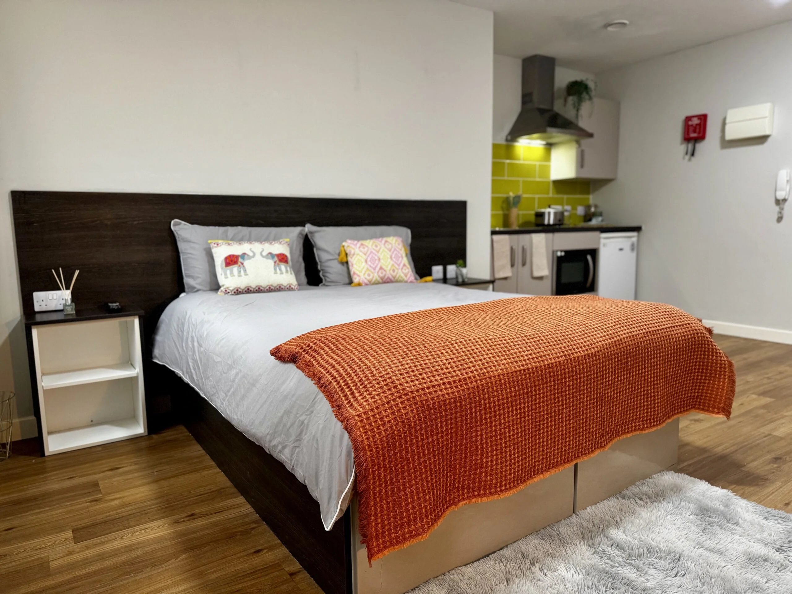  Premium Studio  -  Avalon Court  - Gallery -  3