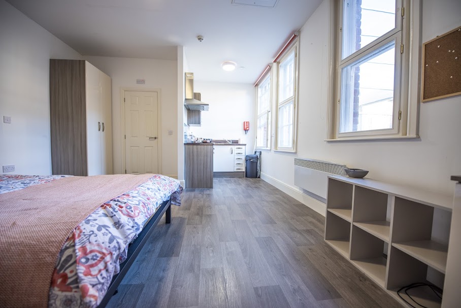  Superior Studio  -  Bard House  - Gallery -  14