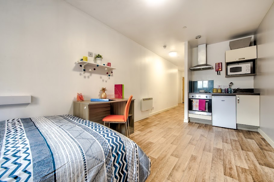 Deluxe Studio - Central House - Gallery - 10