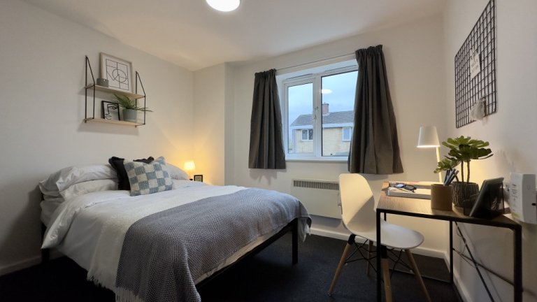  3 Bedroom House - 20 Brookside  -  Brookside, Kedleston Street  - Gallery -  17
