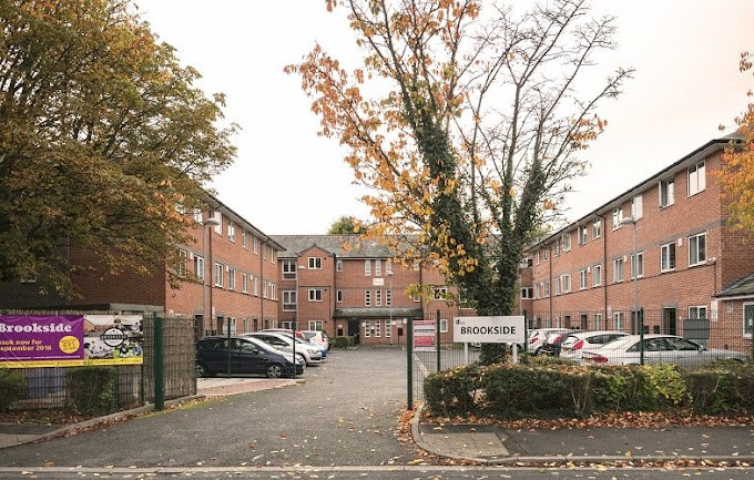  6 Bedroom House - 2 Brookside  -  Brookside, Kedleston Street  - Gallery -  19