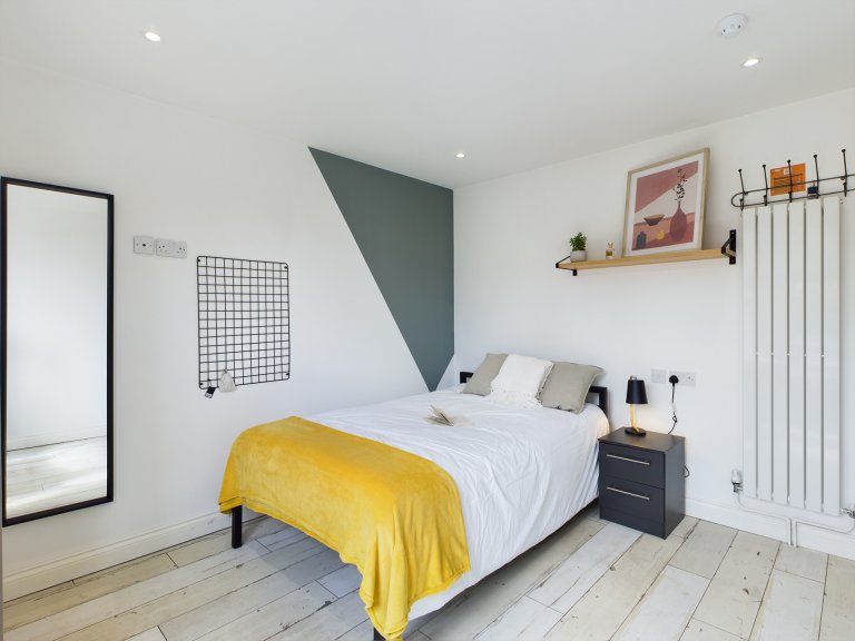  7 Bedroom House - 132 Uttoxeter  -  Uttoxeter New Rd  - Gallery -  4