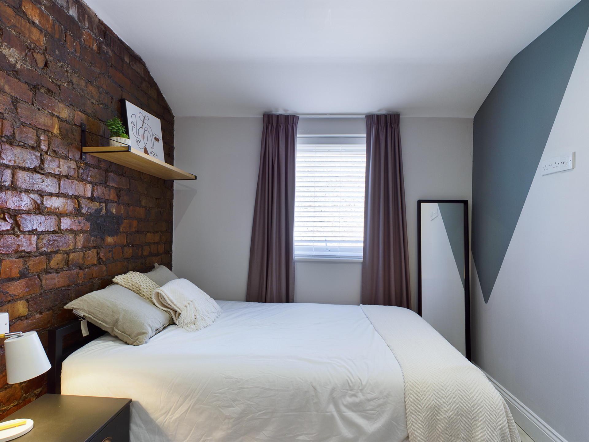  9 Bedroom House - 130 Uttoxeter  -  Uttoxeter New Rd  - Gallery -  5