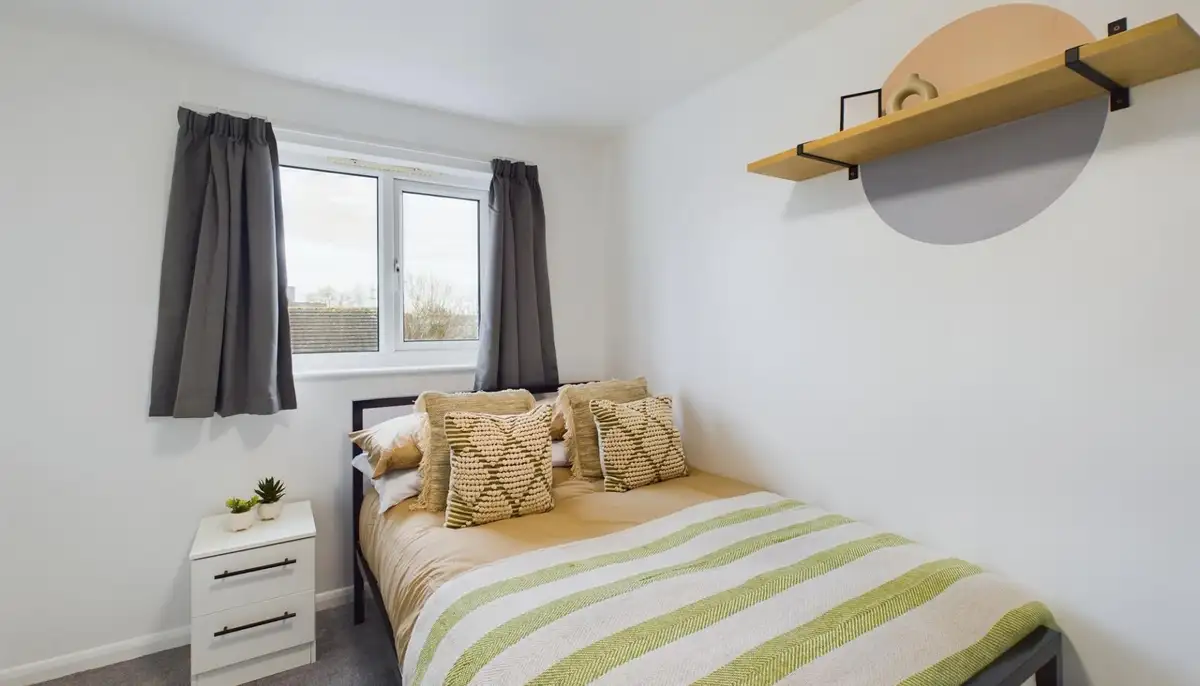 6 Bedroom House - 8 Mint Road
