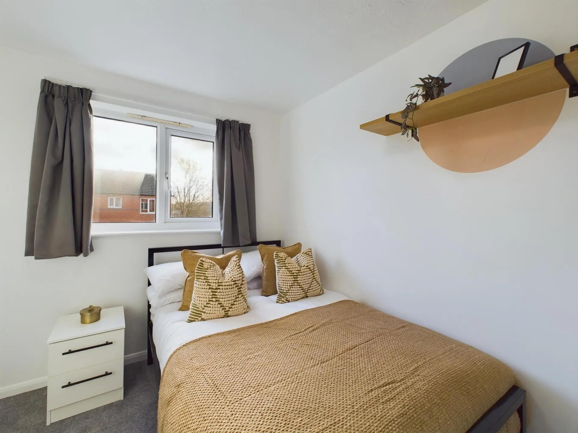6 Bedroom House - 5 Sage Road - 9