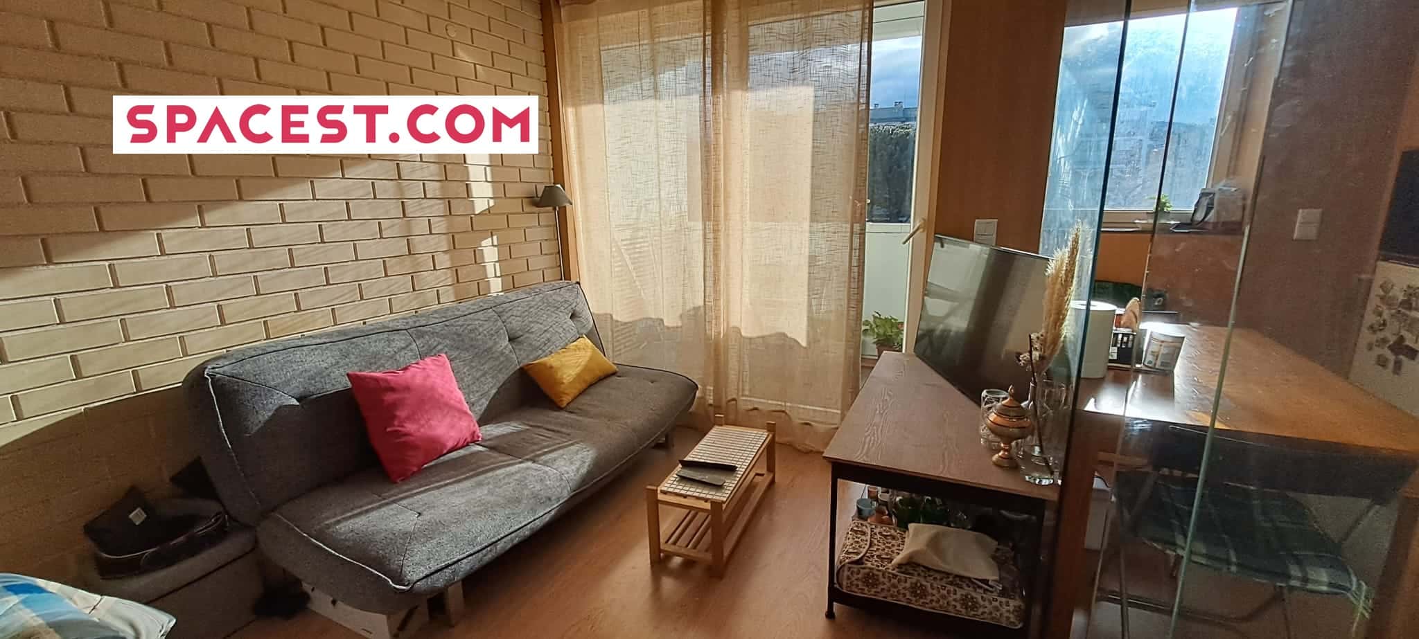Cozy Studio Apartment With Balcony In Coimbra - 1
