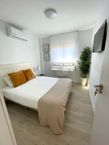 Room in Calle de La Alcarria, Leganés for 80 m² with 4 bedrooms