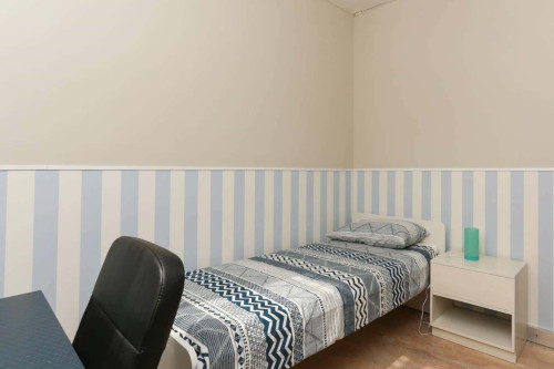 via ponchielli 5 private room s1