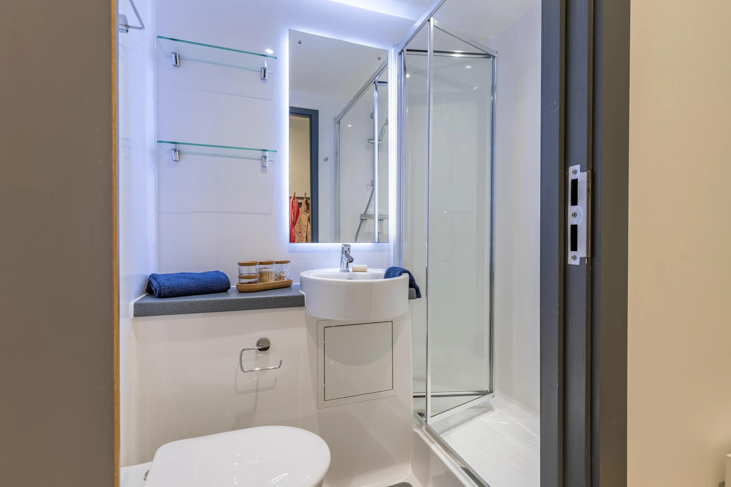  Deluxe En Suite  -  Curraheen Point  - Gallery -  4