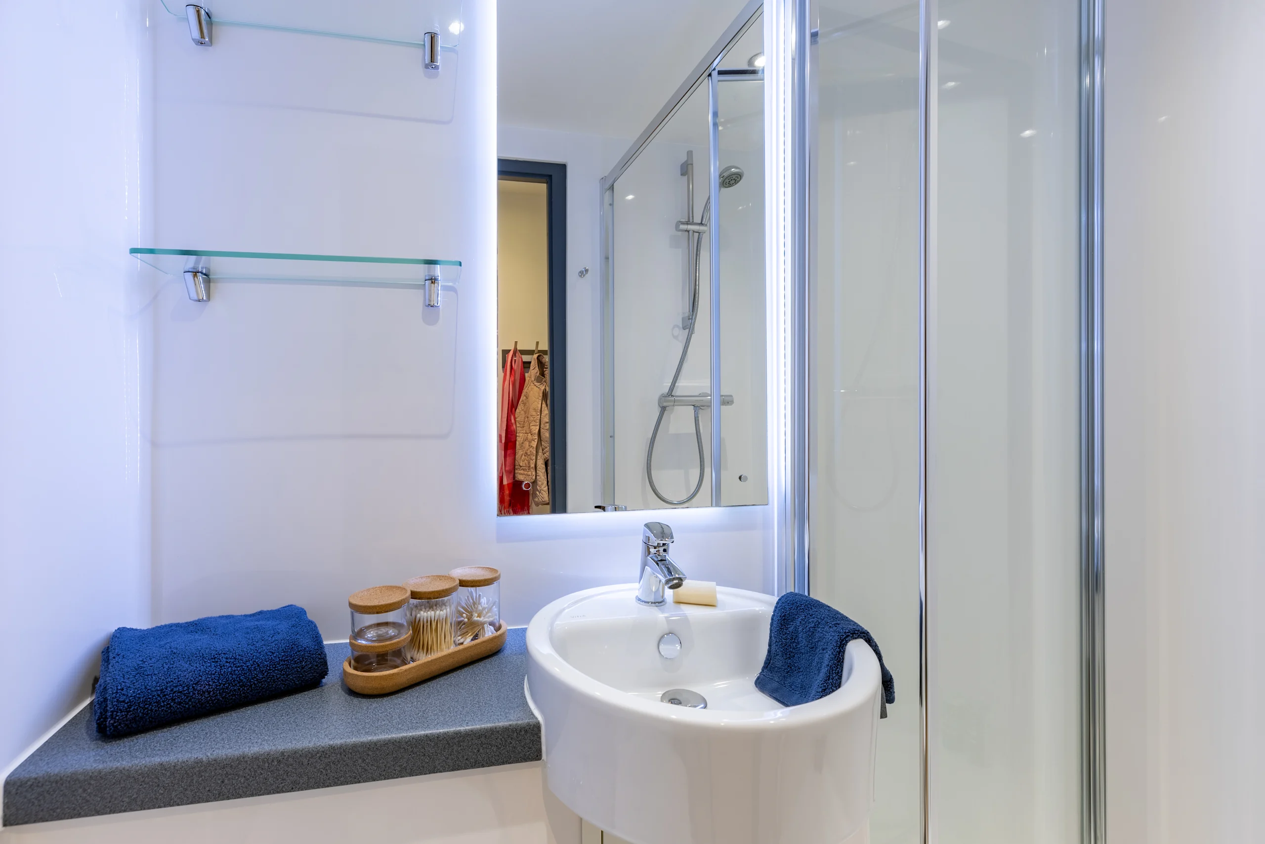  Classic En Suite  -  Curraheen Point  - Gallery -  6
