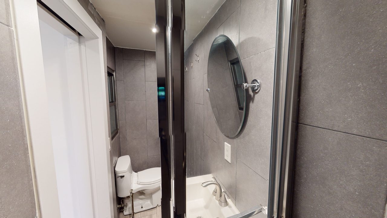 #409: East Village - Studio (Full) - #409: East Village - Gallery - 6