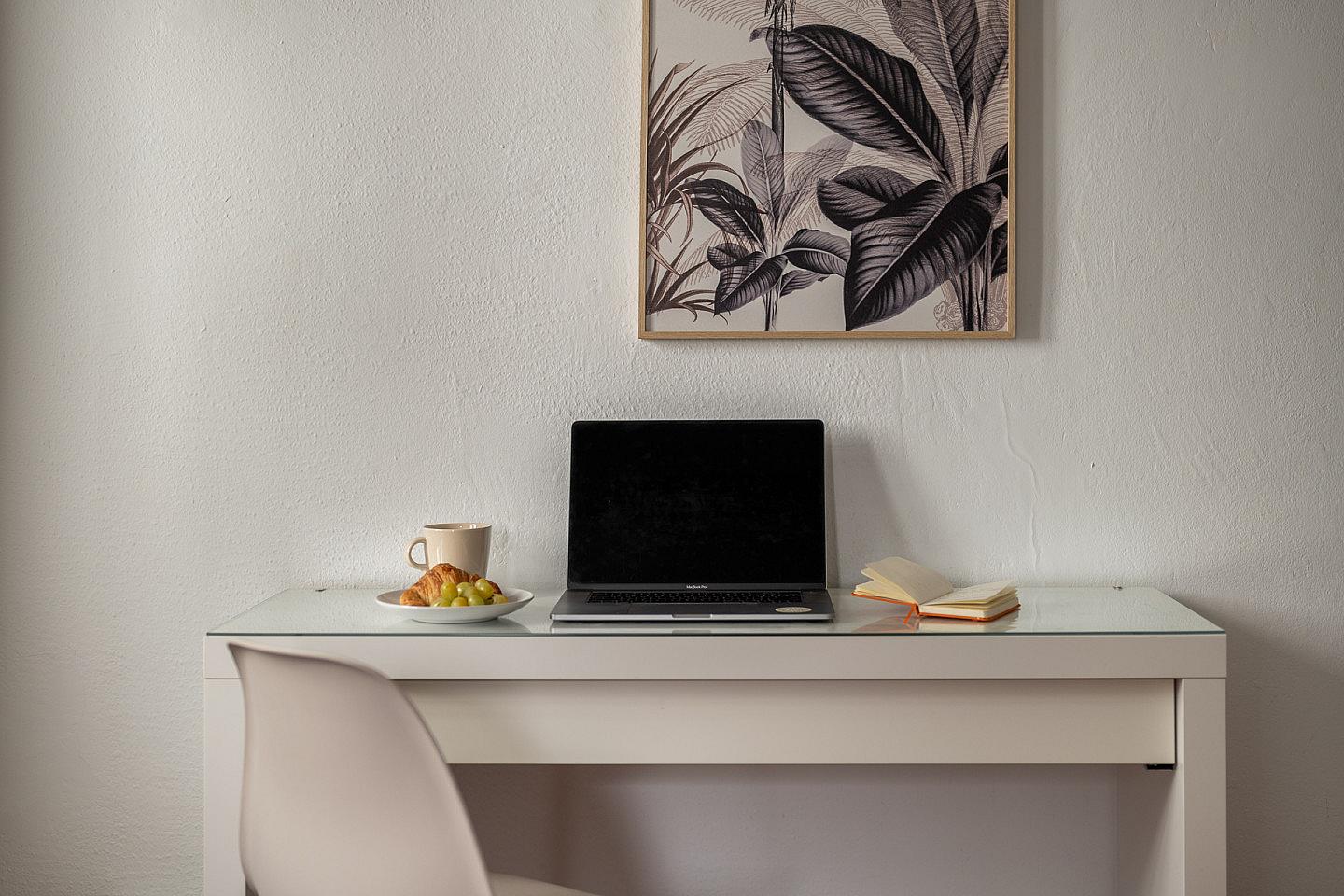  Small Room  -  Modern Coliving Room in the Heart of Vibrant Ciutat Vella, Barcelona Apartment  - Gallery -  55