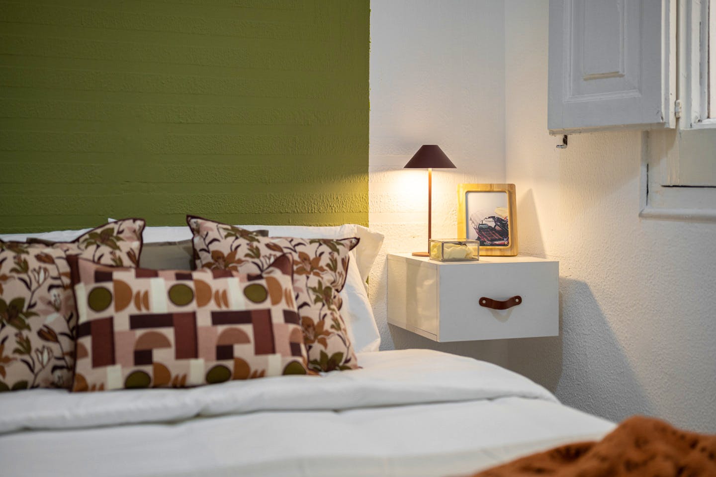  Medium Room  -  Modern Coliving Room in the Heart of Vibrant Ciutat Vella, Barcelona Apartment  - Gallery -  4